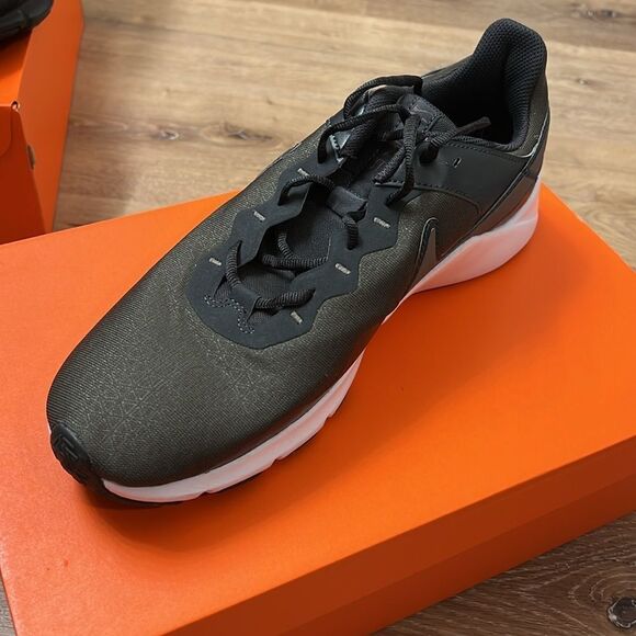 2 Nike Legend shoes bundle - Picture 11 of 13